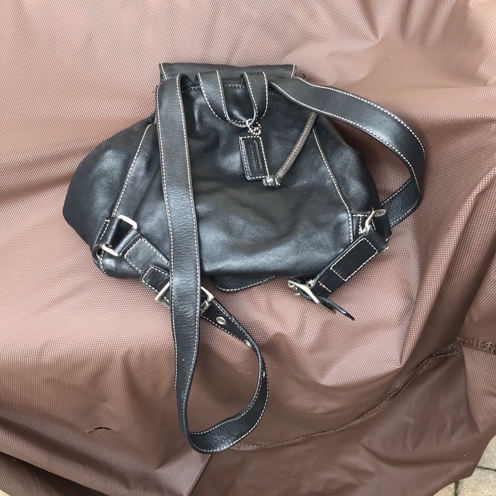 Coach mint condition leather backpack - Picture 11 of 12